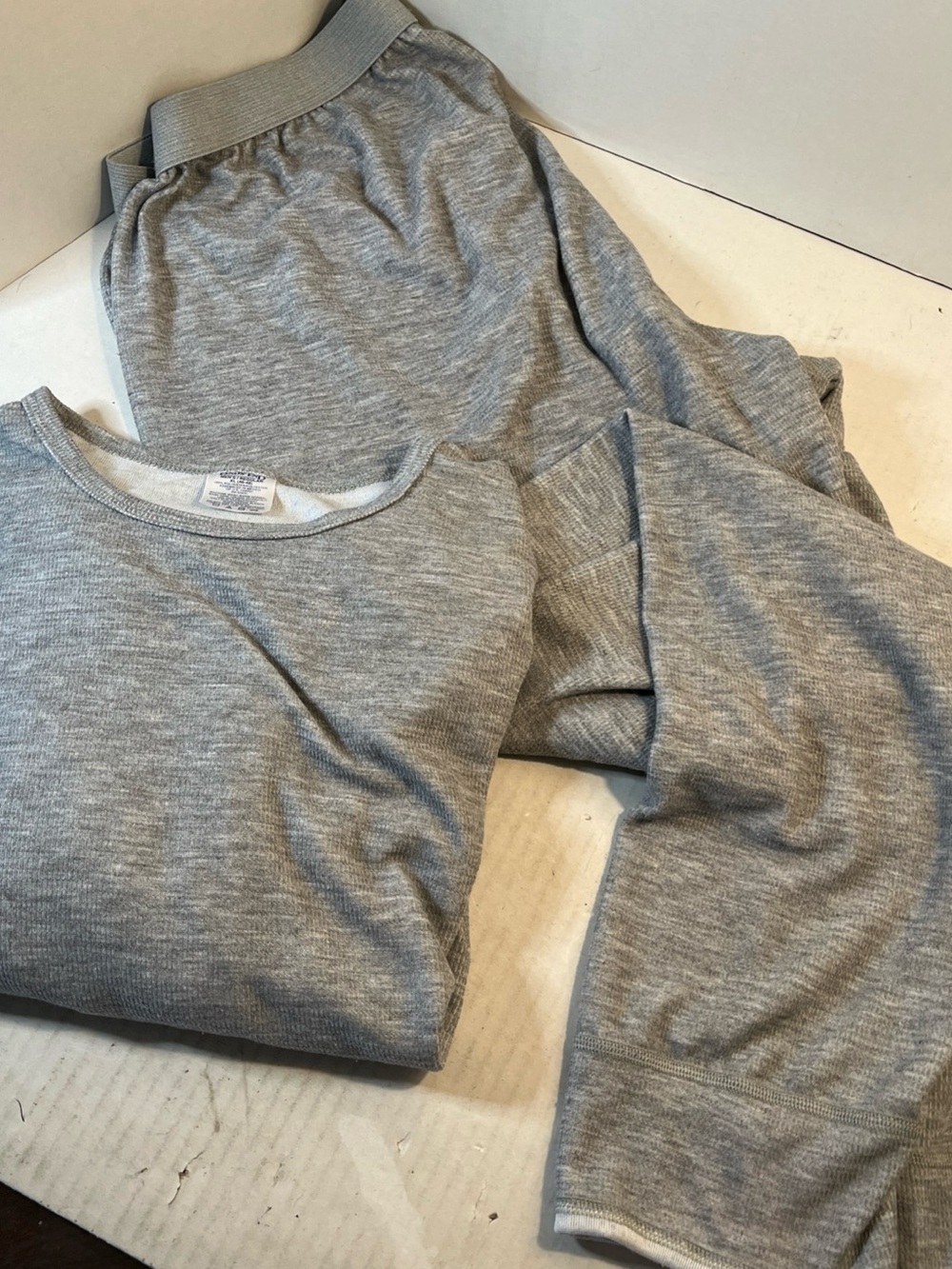 Lands' End Men's Light Heather Gray Thermal Top & Bottom Set